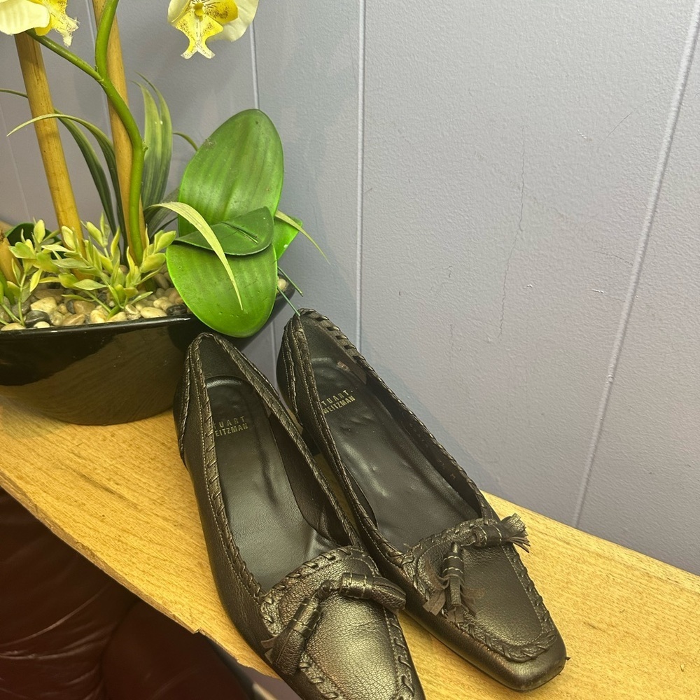 Elegant Stuart Weitzman Tassel Loafers